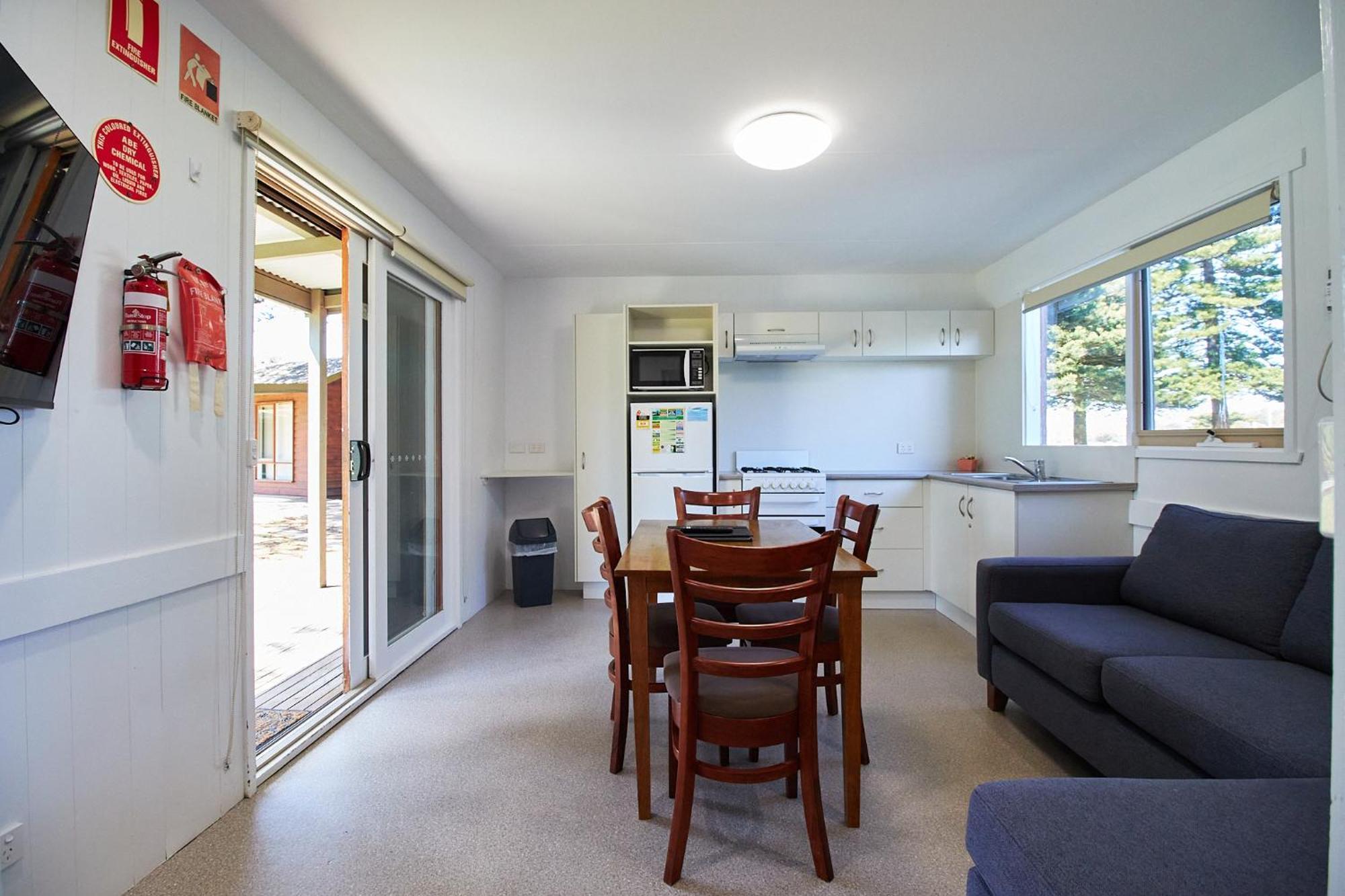 Surfside Holiday Park Warrnambool Buitenkant foto